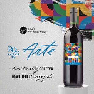 New this month is German Pinot Noir which holds a delicate balance of berry flavours, structured character and simple sophistication. Dry, with ripe red berry fruits and the integration of soft oak tannins.

Grab your artistically crafted wine now! 🔗 Link in Bio

#RJSCraftWine #GermanWine #PinotNoir #RQ24Arte #CraftWine #RedWine