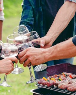 The first long weekend of the summer starts soon, and so does barbecue season! Here is a lineup of the top red, white, and rosé varietals to sip and savour all barbecue season long. 🍷🥩☀️

Visit our RJS blog, Craft & Cork, to find your barbecue sipper! 🔗 Link in bio

#RJSCraftWine #BarbecueSeason #RedWine #WhiteWine #CraftWine #CraftandCork #WineMaking #RoséWine #CanadianOwned #ProudlyCanadian #SupportLocal #LongWeekend